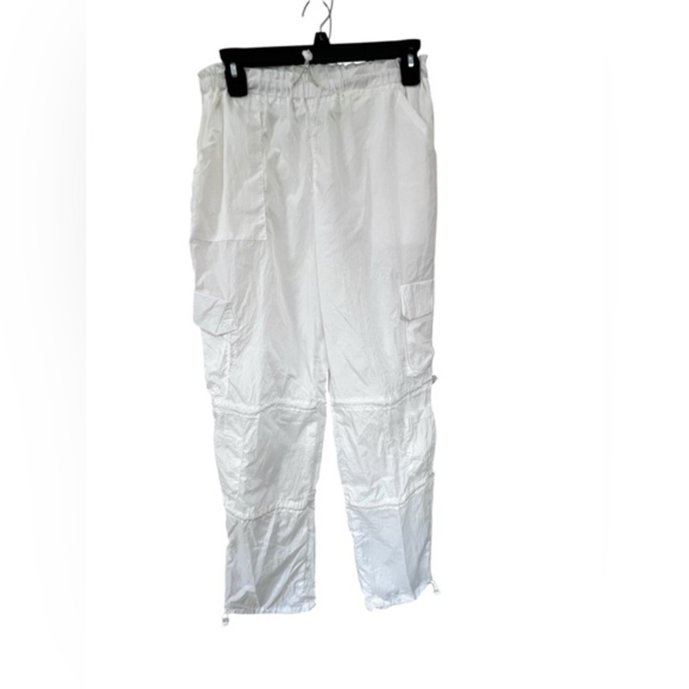 Faded Rose Women’s White Cargo Pants